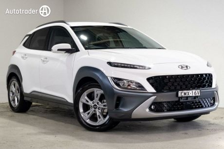 White 2021 Hyundai Kona Wagon Elite (fwd)