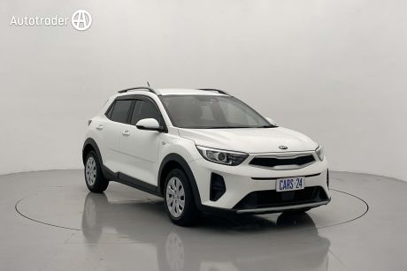 White 2021 Kia Stonic Wagon S