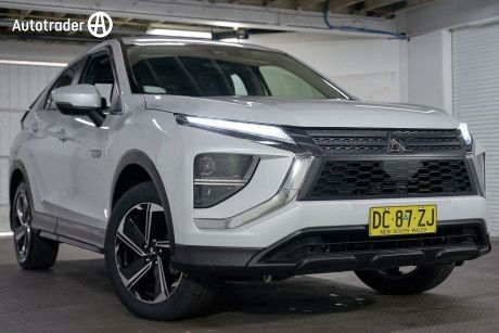 White 2021 Mitsubishi Eclipse Cross Wagon ES Phev