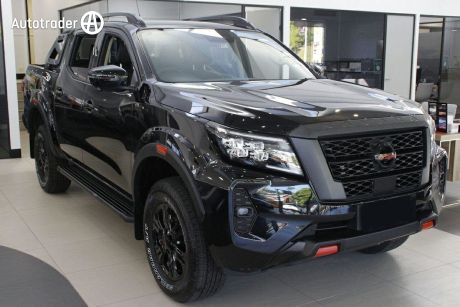 Black 2024 Nissan Navara Dual Cab Pick-up PRO-4X (4X4)